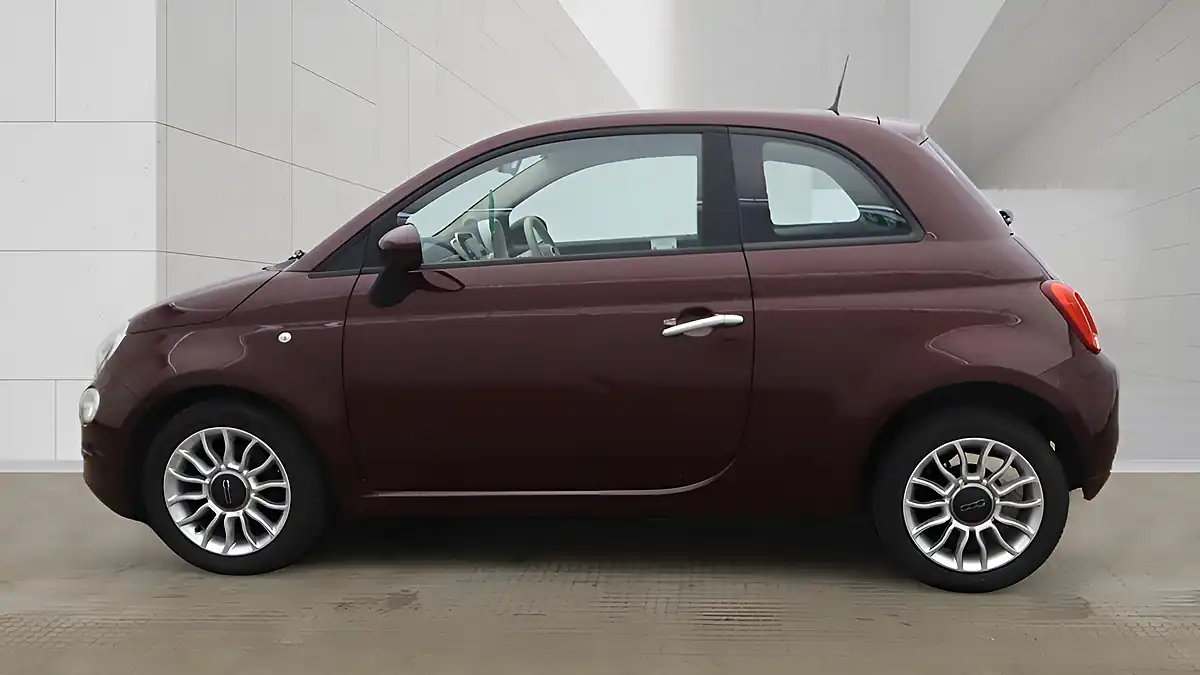 Used 2017 Fiat 500 Pop Star Red - Interior and Exterior details 6