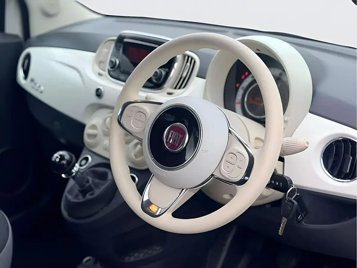 Used 2017 Fiat 500 Pop Star White - Interior and Exterior details 18
