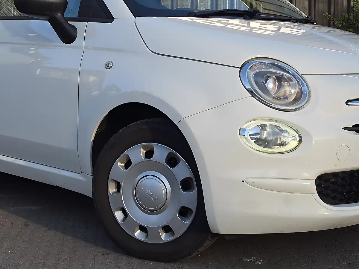 Used 2017 Fiat 500 Pop White - Interior and Exterior details 2