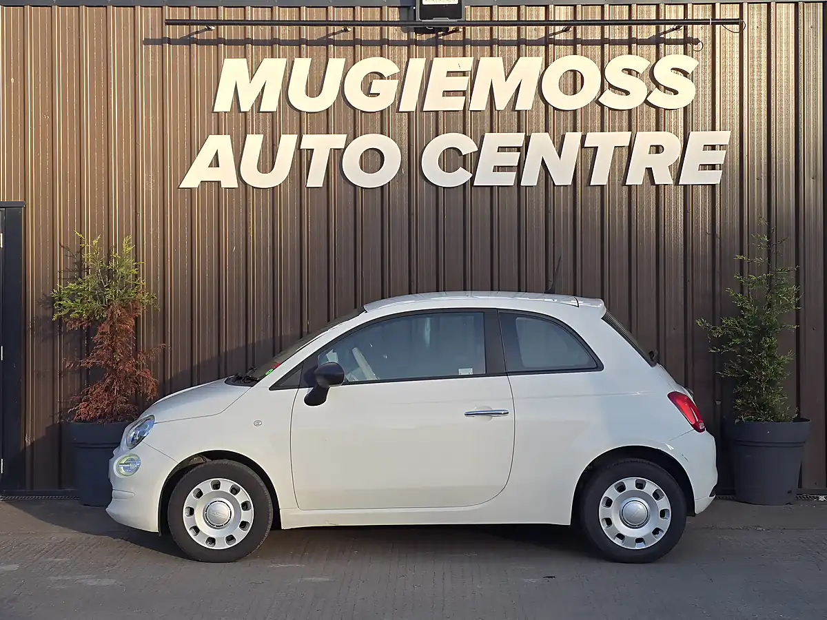 Used 2017 Fiat 500 Pop White - Interior and Exterior details 4
