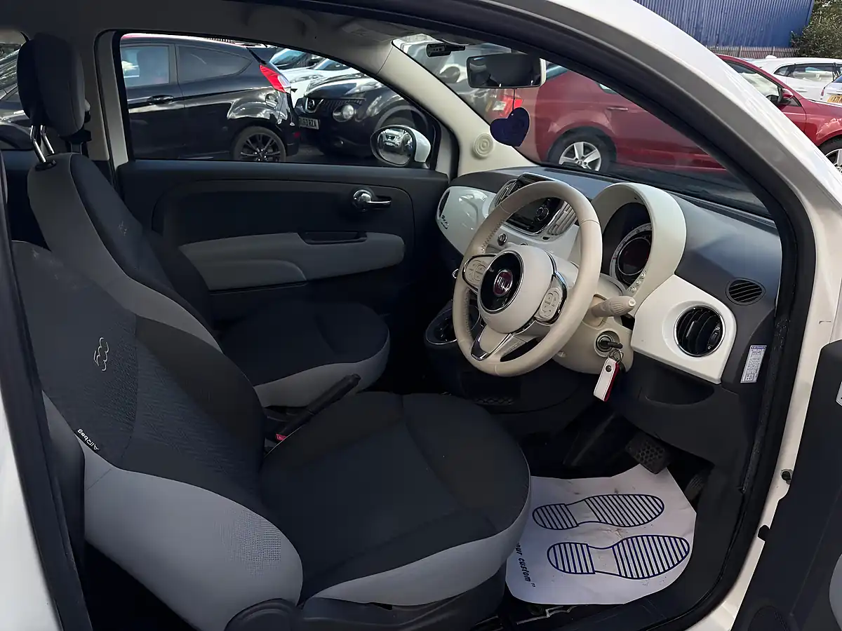 Used 2017 Fiat 500 Pop White - Interior and Exterior details 10
