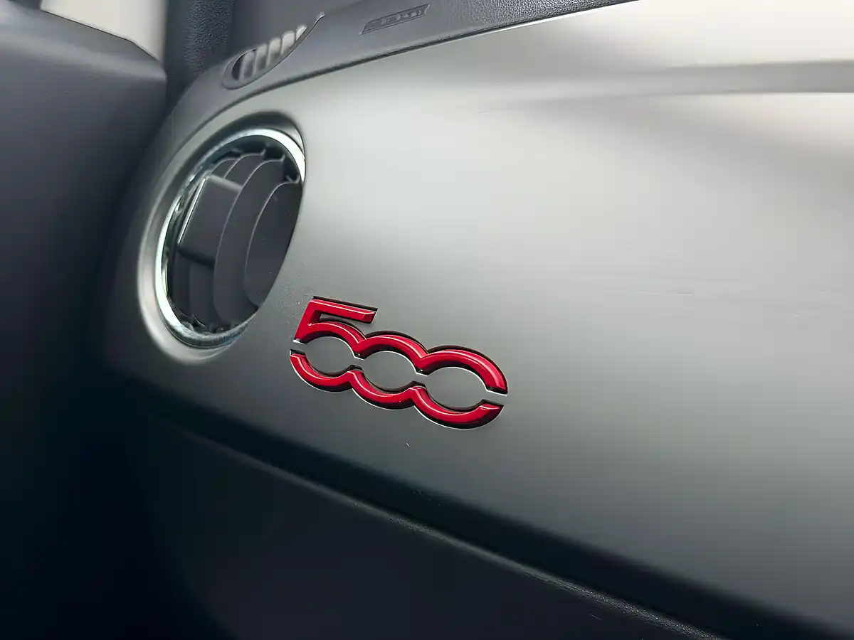 Used 2017 Fiat 500 S White - Interior and Exterior details 19