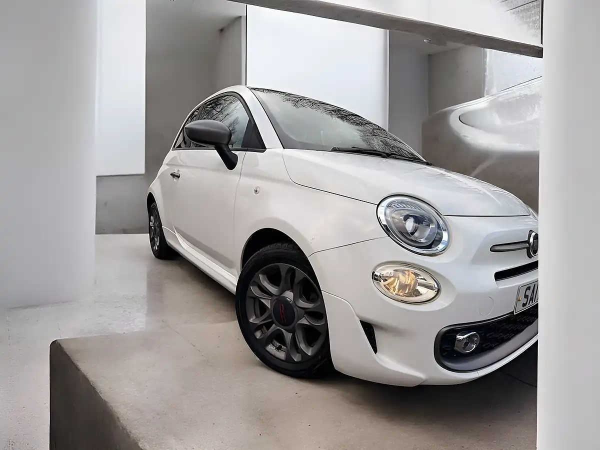 Used 2017 Fiat 500 S White - Interior and Exterior details 12