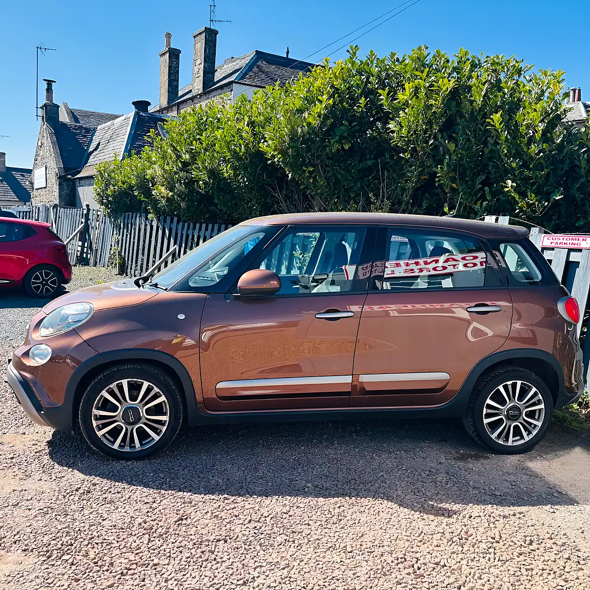 Used 2017 Fiat 500L Cross Series 5 Bronze - Interior and Exterior details 7