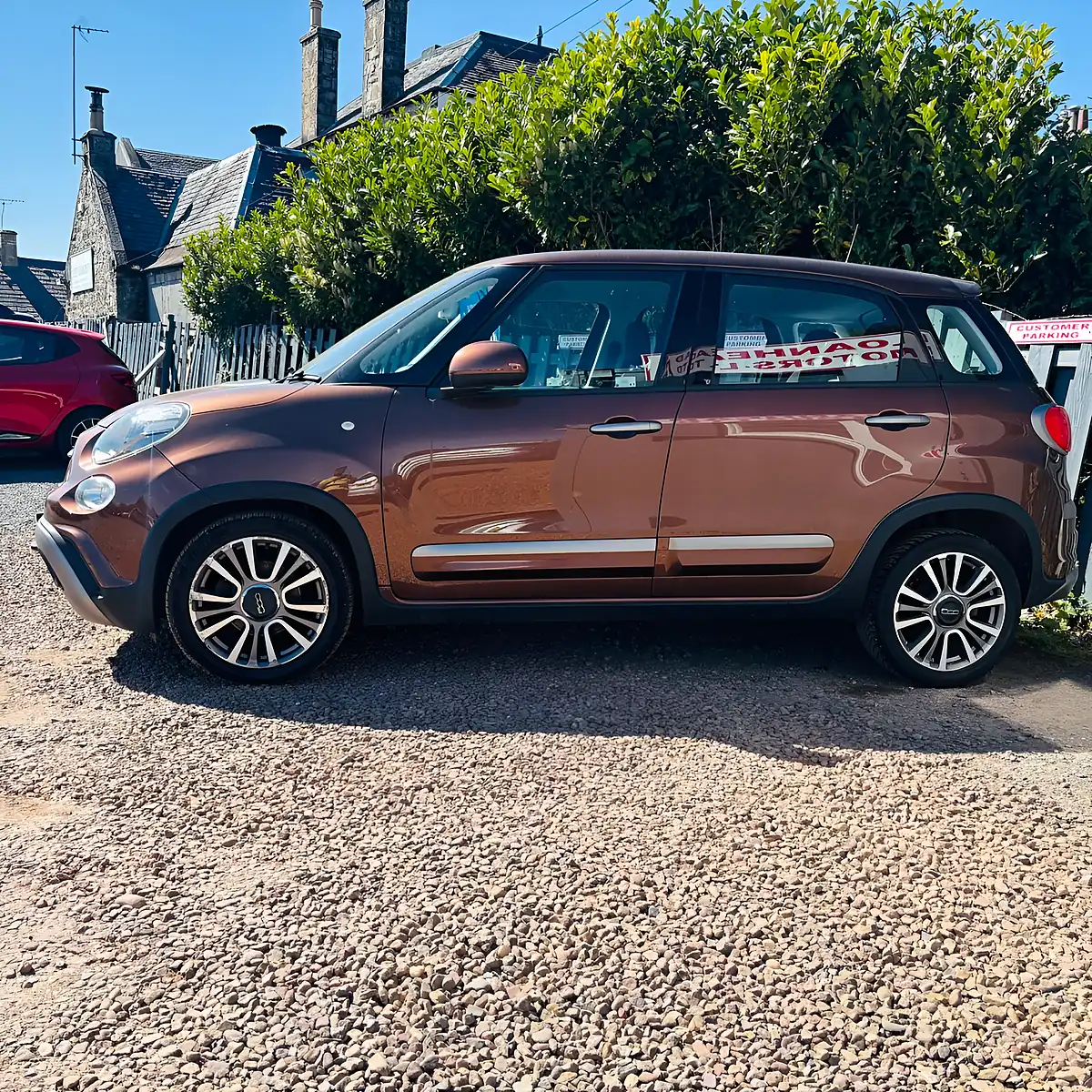 Used 2017 Fiat 500L Cross Series 5 Bronze - Interior and Exterior details 8