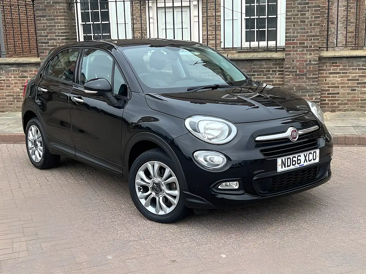 Used 2017 Fiat 500X Pop Star Black - Front View