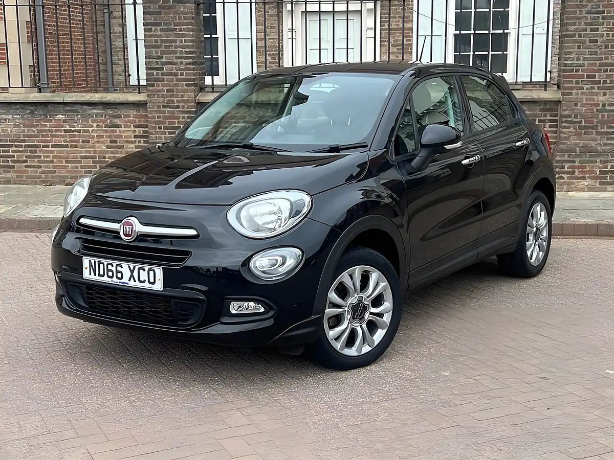 Used 2017 Fiat 500X Pop Star Black - Interior and Exterior details 3