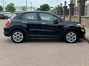 Used 2017 Fiat 500X Pop Star Black - Interior and Exterior details 5