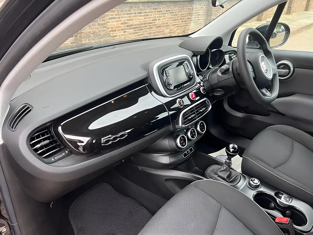 Used 2017 Fiat 500X Pop Star Black - Interior and Exterior details 9
