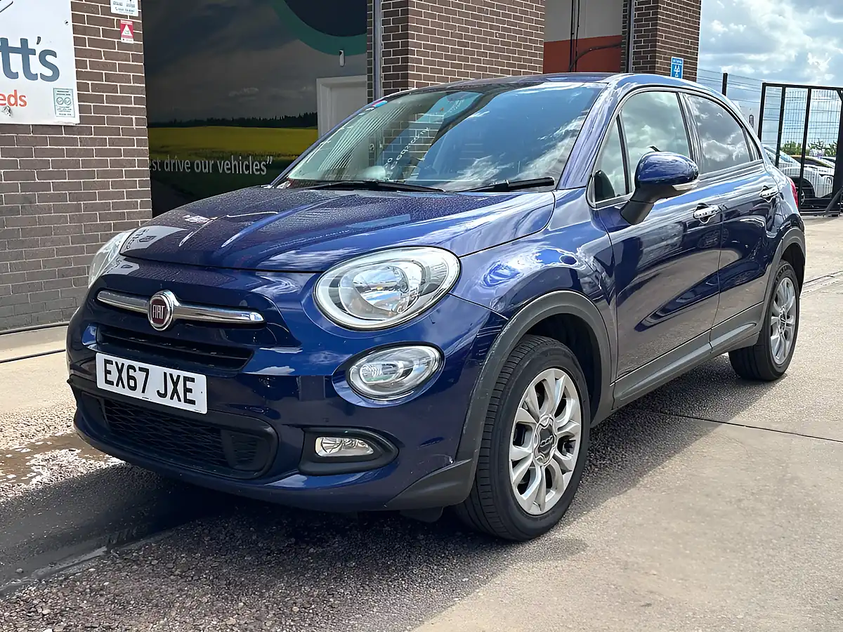 Used 2017 Fiat 500X Pop Star Blue - Interior and Exterior details 3