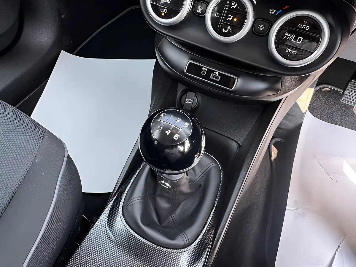 Used 2017 Fiat 500X Pop Star Grey - Interior and Exterior details 16