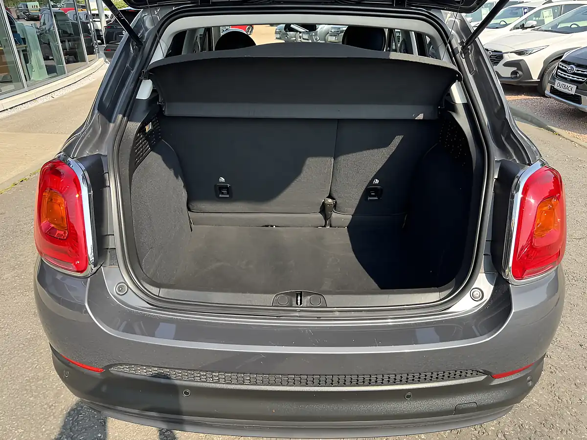 Used 2017 Fiat 500X Pop Star Grey - Interior and Exterior details 7