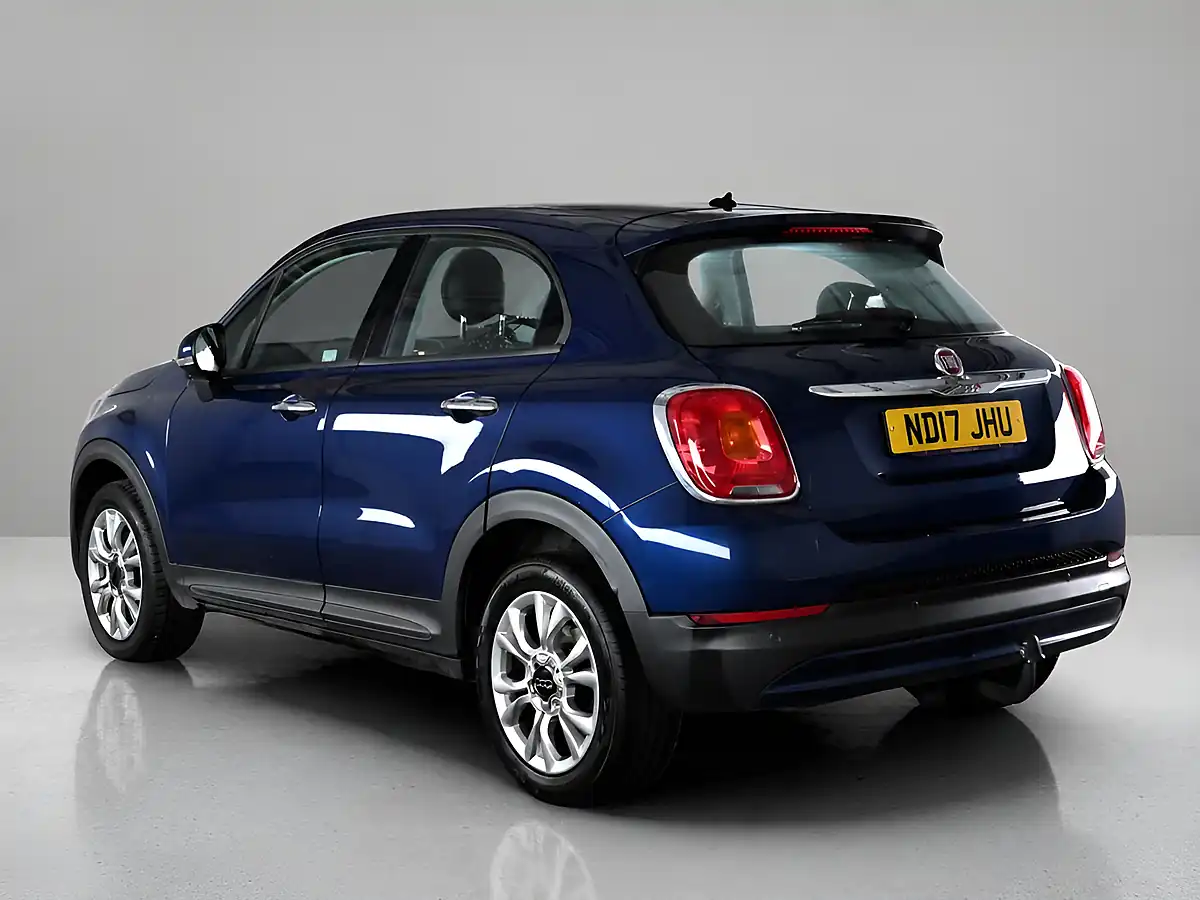 Used 2017 Fiat 500x Pop Star Venezia Blue - Interior and Exterior details 4