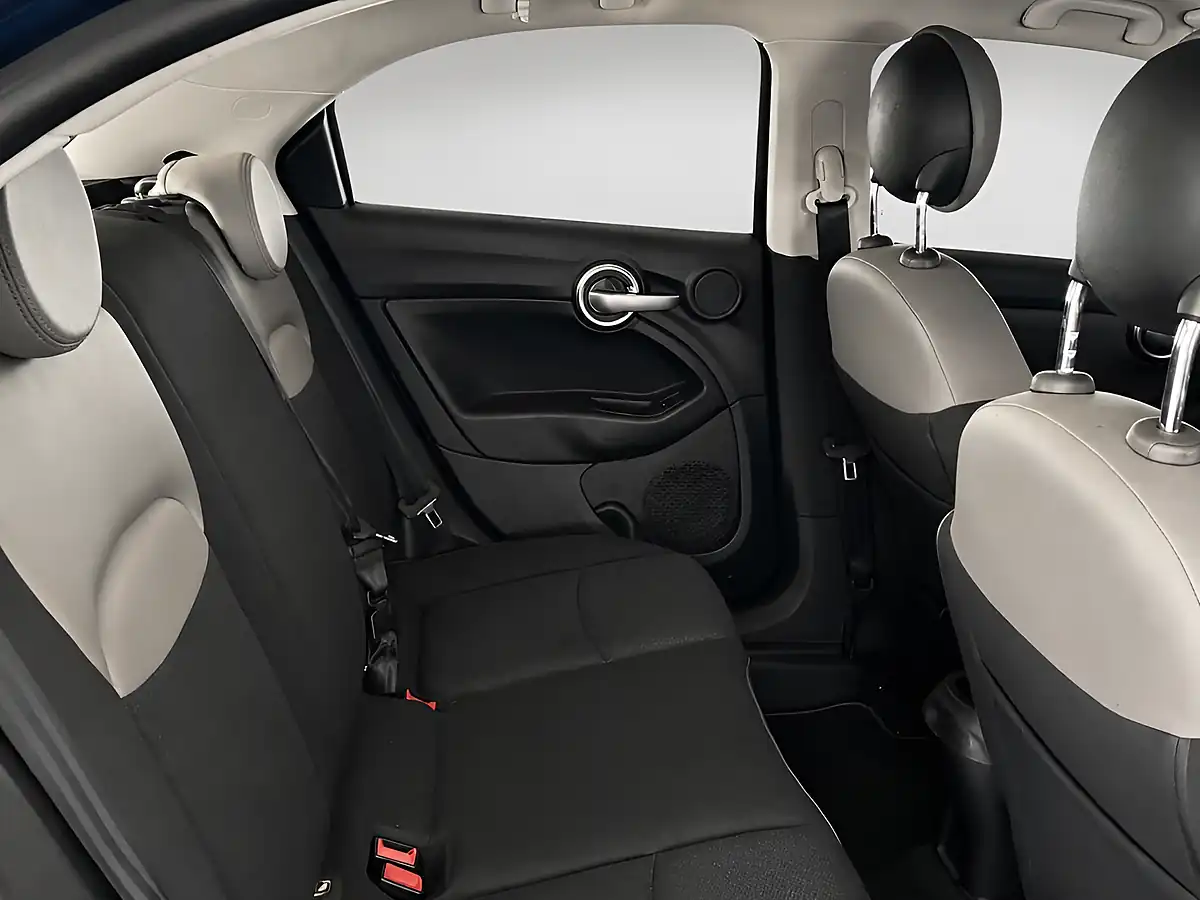 Used 2017 Fiat 500x Pop Star Venezia Blue - Interior and Exterior details 9