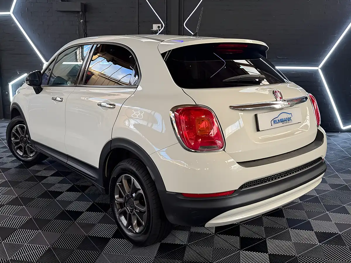 Used 2017 Fiat 500X Pop White - Interior and Exterior details 12