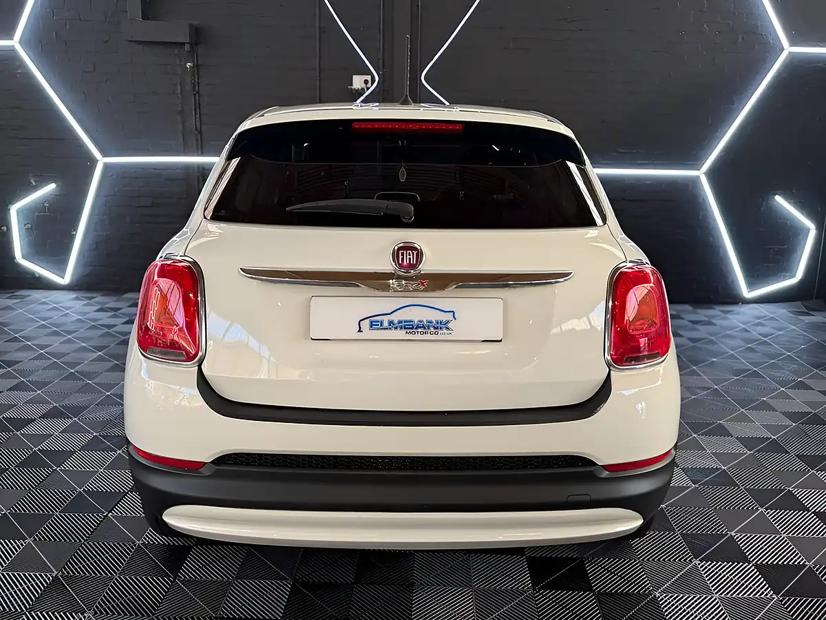 Used 2017 Fiat 500X Pop White - Interior and Exterior details 13