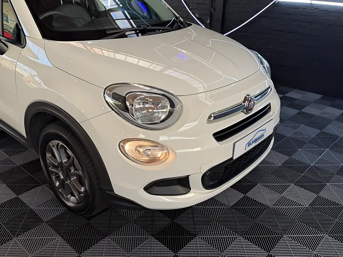 Used 2017 Fiat 500X Pop White - Interior and Exterior details 17