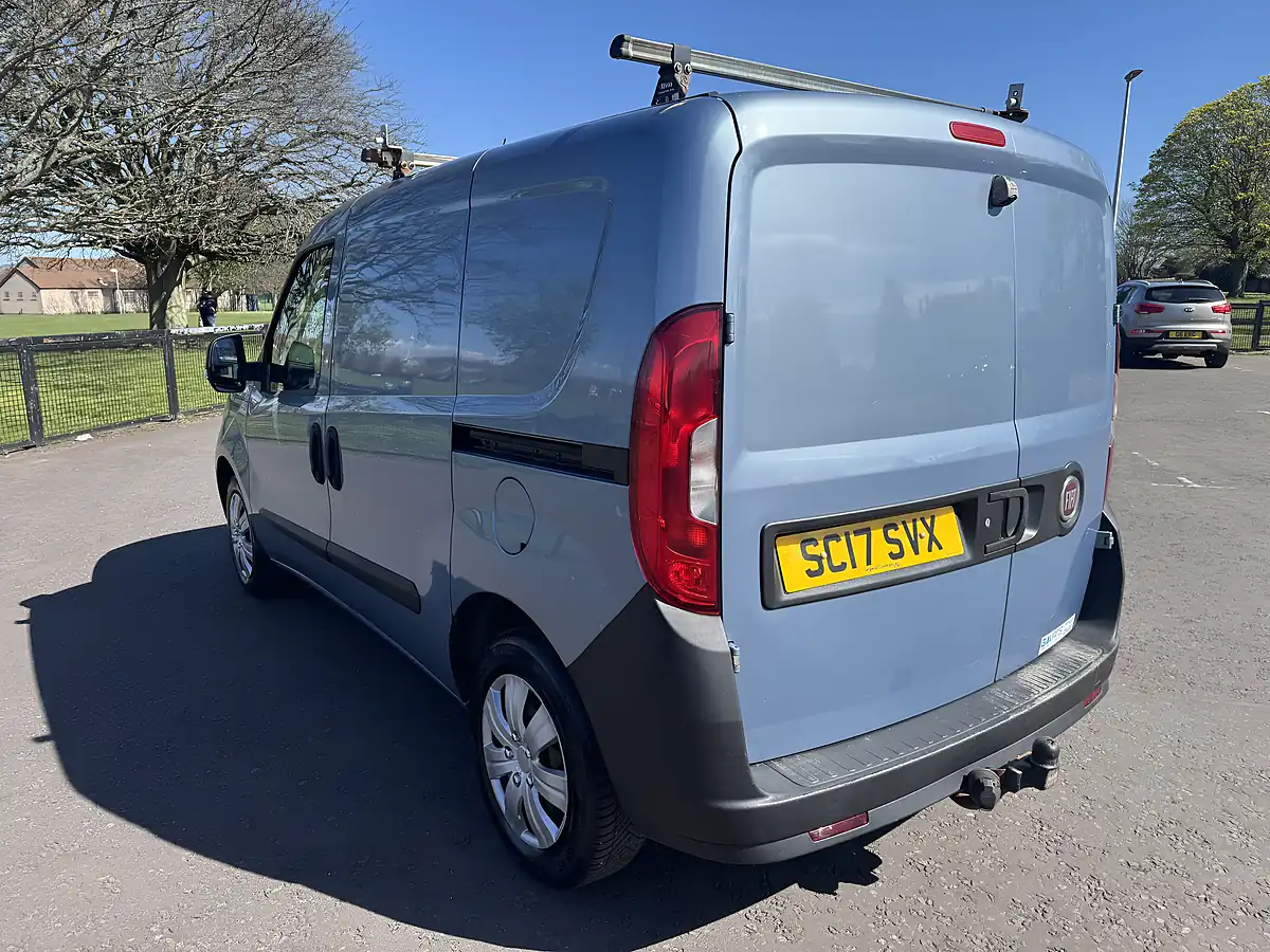 Used 2017 Fiat Doblo Cargo L1 H1 Blue - Interior and Exterior details 5