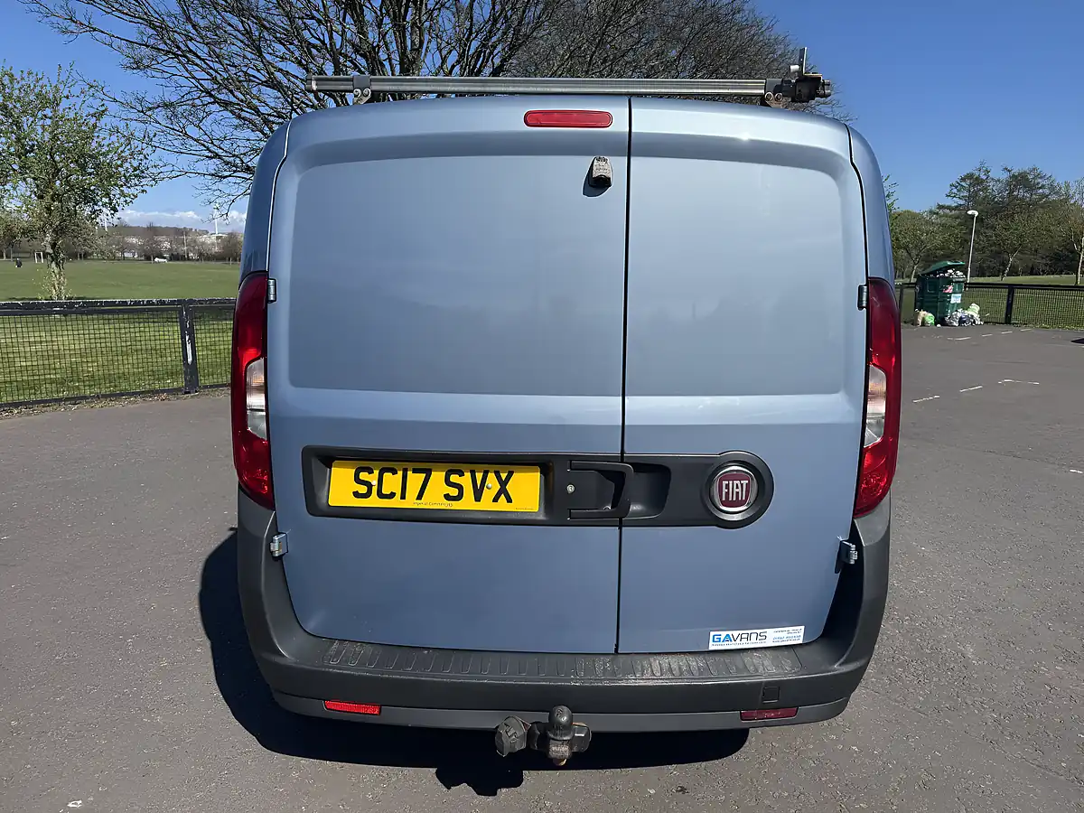 Used 2017 Fiat Doblo Cargo L1 H1 Blue - Interior and Exterior details 6