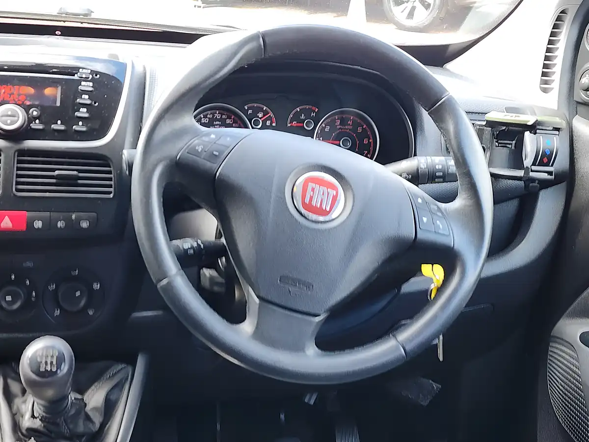 Used 2017 Fiat Doblo Lounge Red - Interior and Exterior details 11