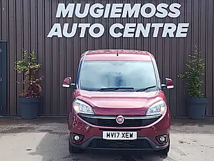 Used 2017 Fiat Doblo Lounge Red - Interior and Exterior details 4
