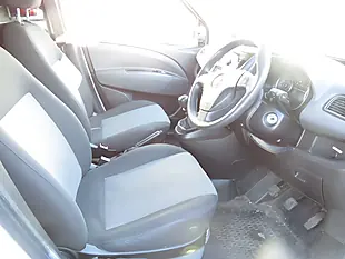 Used 2017 Fiat Doblo Maxi Panel Van White - Interior and Exterior details 3