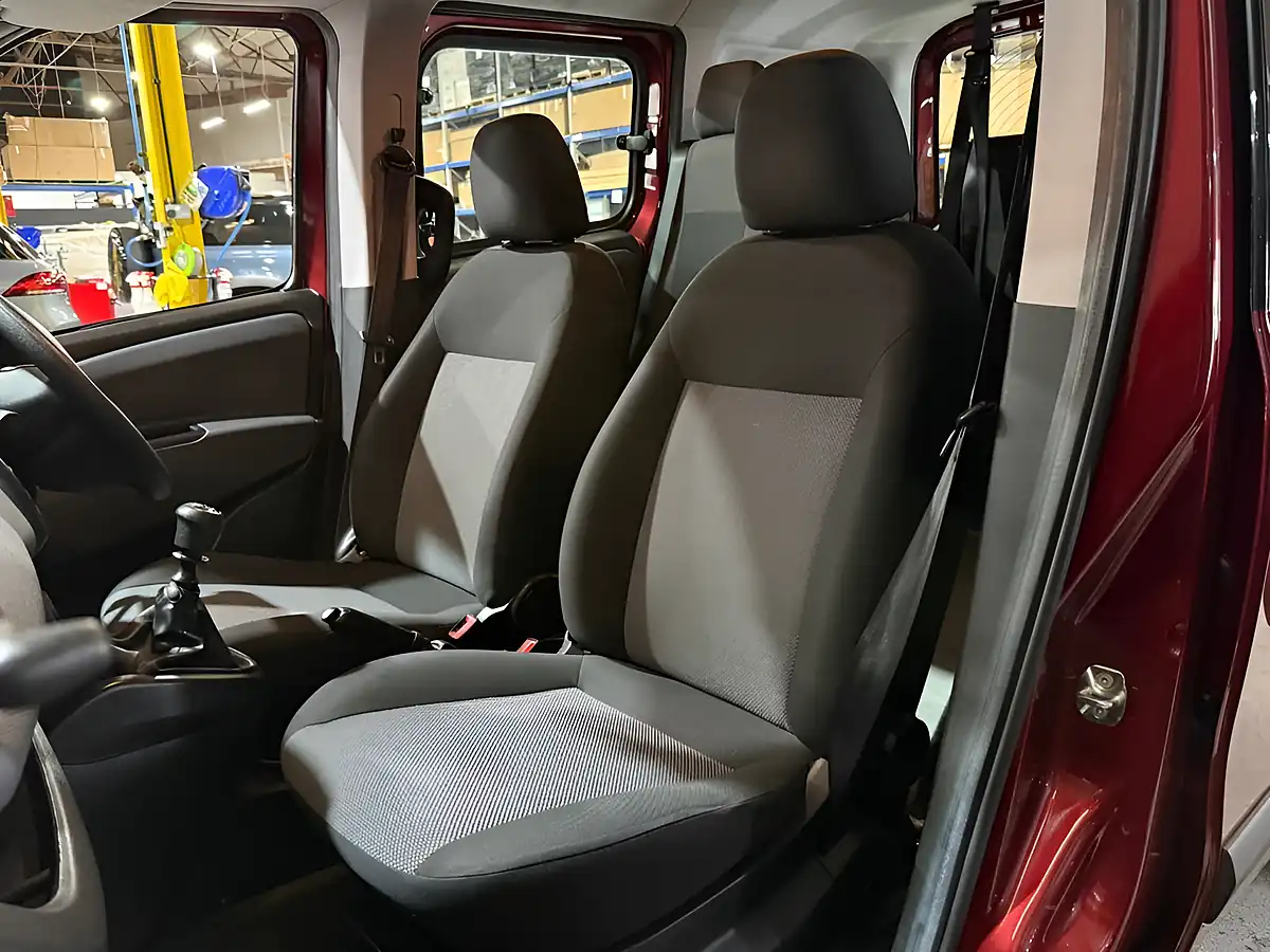 Used 2017 Fiat Doblo Pop Red - Interior and Exterior details 18