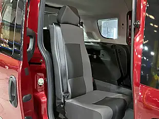 Used 2017 Fiat Doblo Pop Red - Interior and Exterior details 19