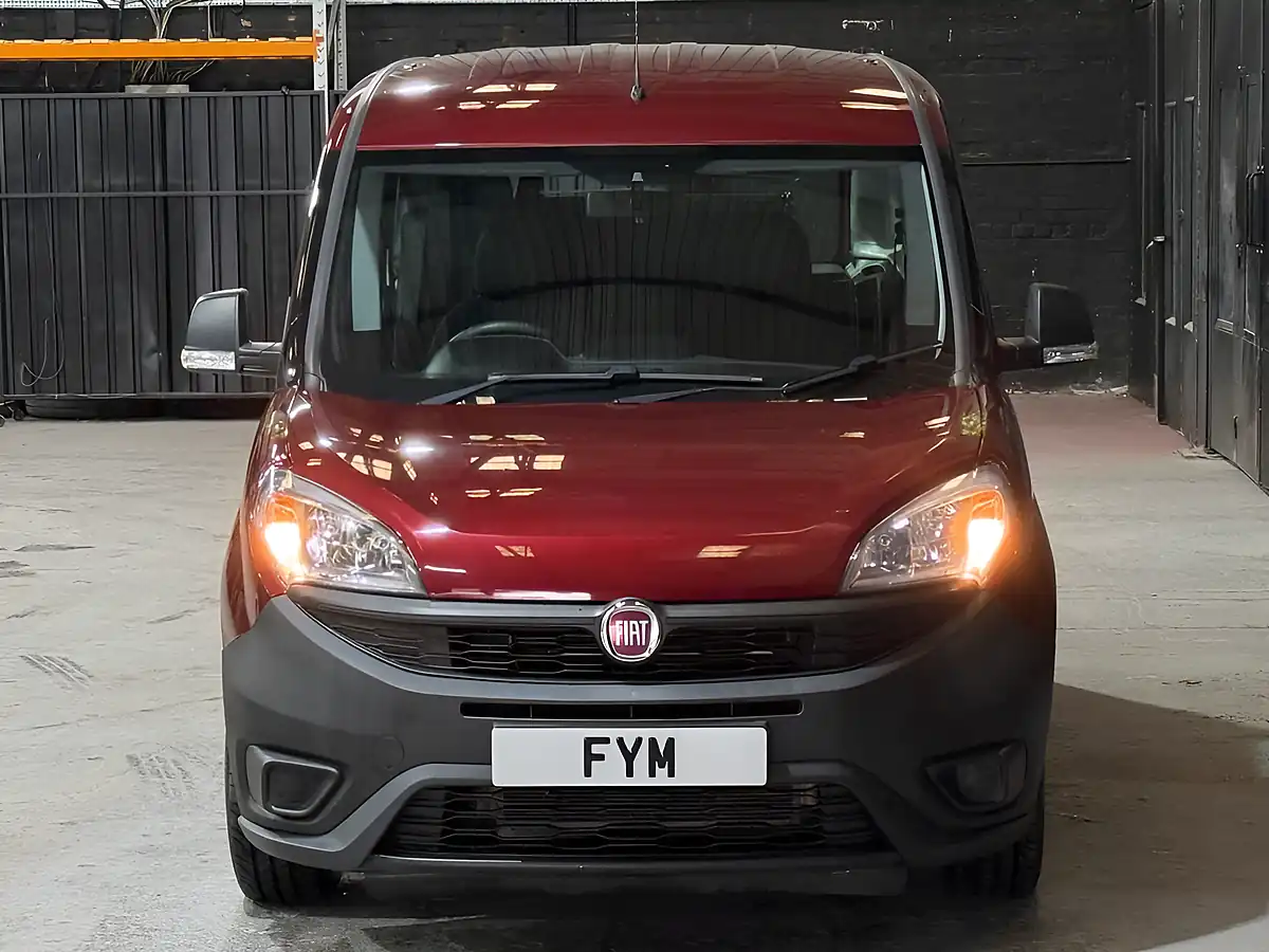 Used 2017 Fiat Doblo Pop Red - Interior and Exterior details 7