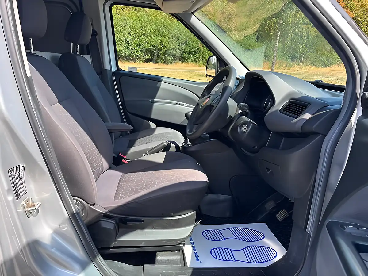 Used 2017 Fiat Doblo Sx Grey - Interior and Exterior details 9