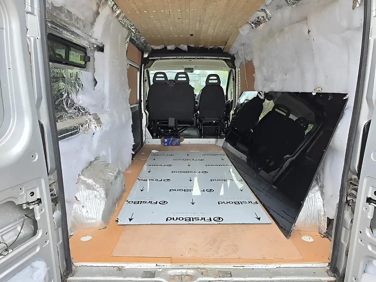 Used 2017 Fiat Ducato 35 Panel Van L H2 Grey - Interior and Exterior details 12