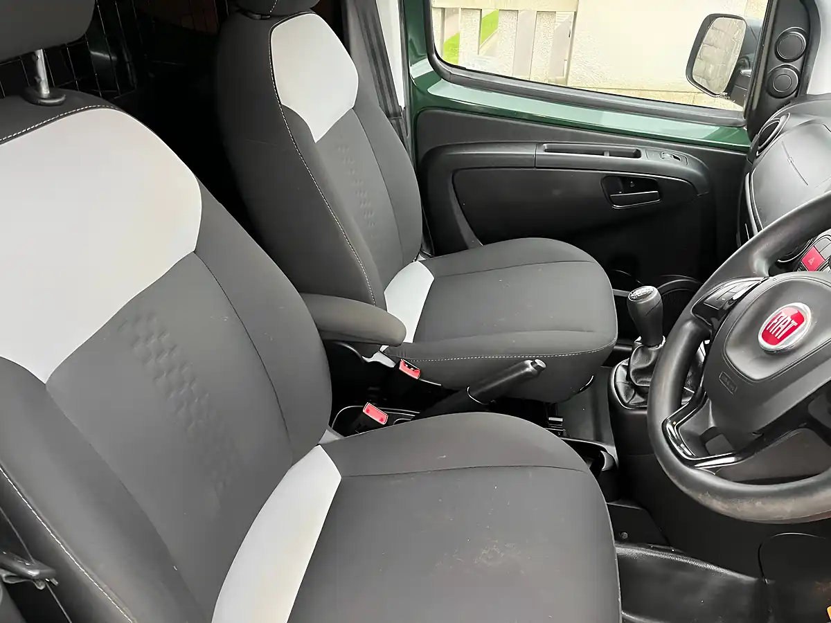 Used 2017 Fiat Fiorino Adventure Green - Interior and Exterior details 5