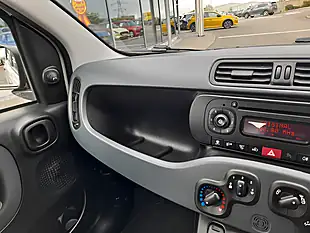 Used 2017 Fiat Panda Easy White - Interior and Exterior details 14