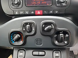Used 2017 Fiat Panda Easy White - Interior and Exterior details 18