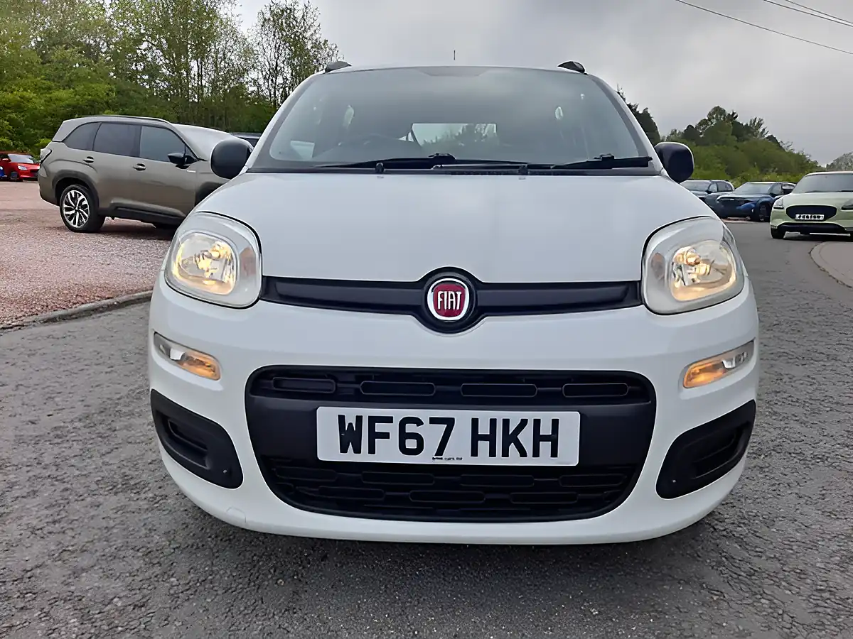 Used 2017 Fiat Panda Easy White - Interior and Exterior details 2
