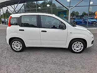 Used 2017 Fiat Panda Easy White - Interior and Exterior details 9