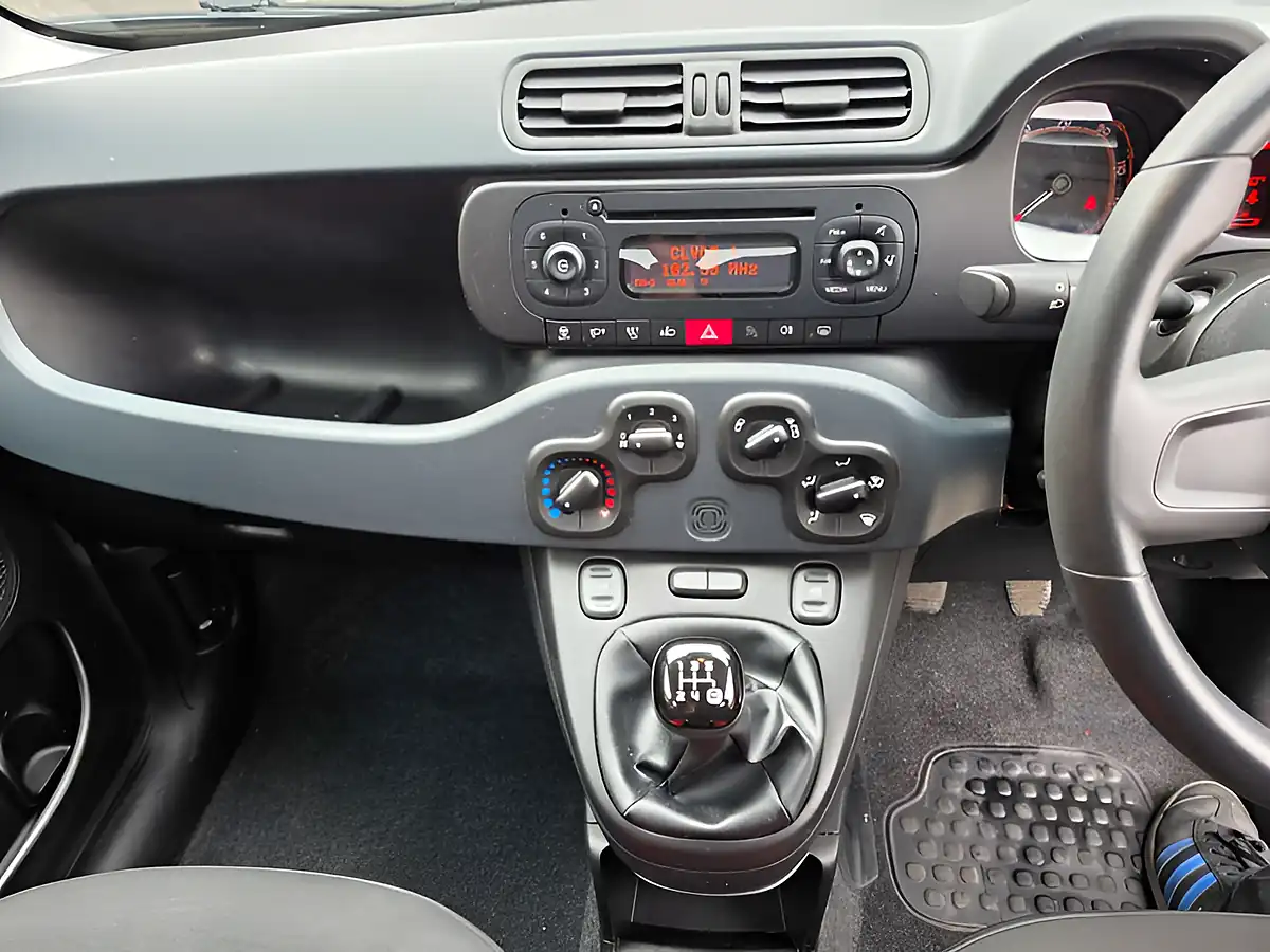 Used 2017 Fiat Panda Pop White - Interior and Exterior details 15