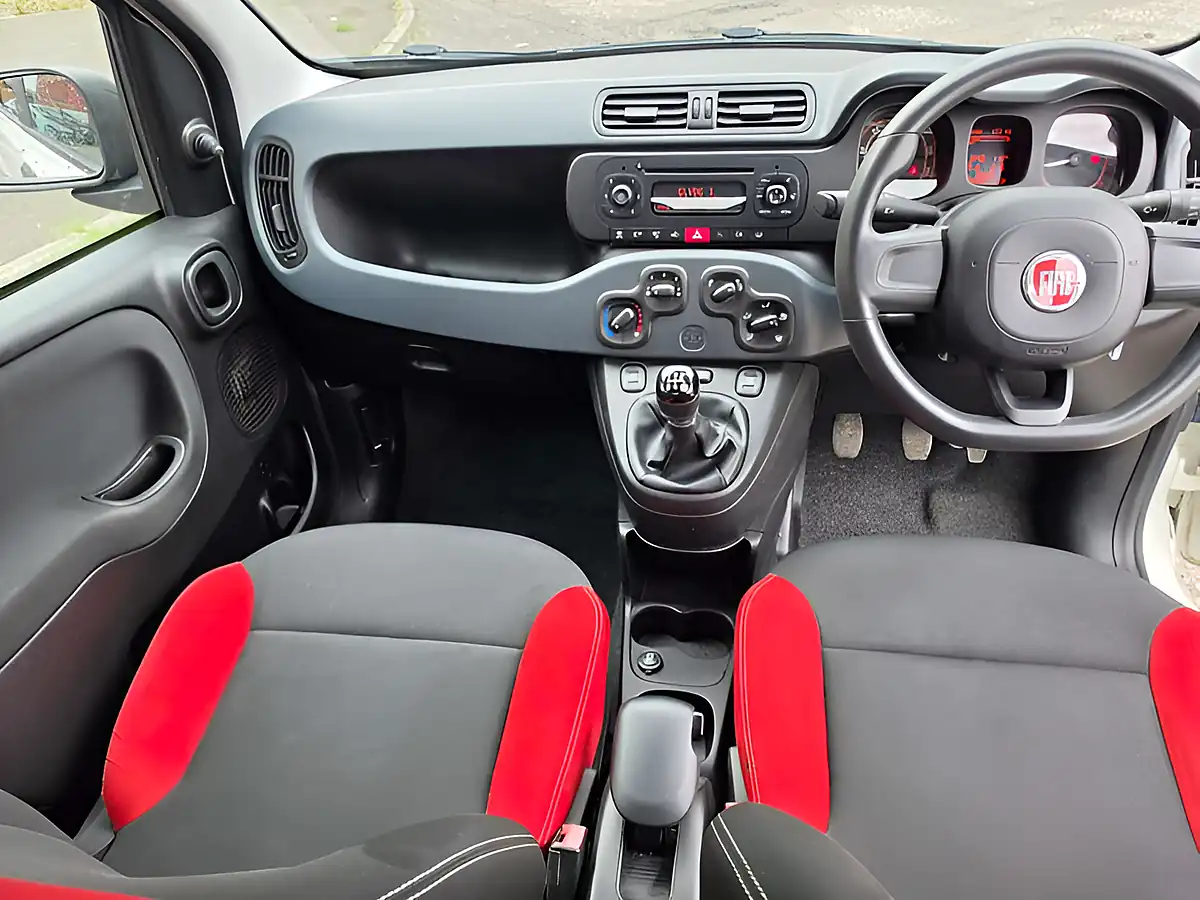 Used 2017 Fiat Panda Pop White - Interior and Exterior details 18