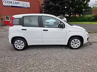 Used 2017 Fiat Panda Pop White - Interior and Exterior details 4