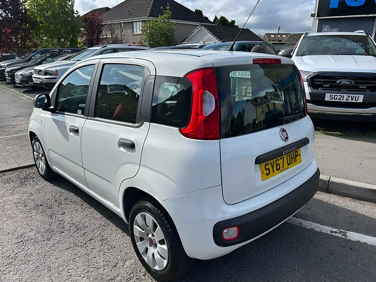 Used 2017 Fiat Panda Pop White - Interior and Exterior details 3