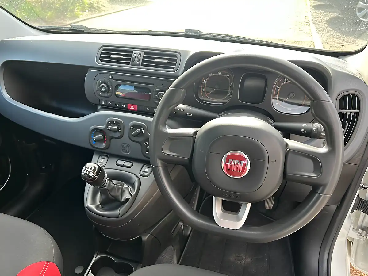 Used 2017 Fiat Panda Pop White - Interior and Exterior details 9