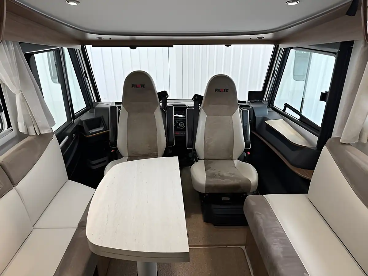 Used 2017 Fiat Pilote Essentiel G600L White - Interior and Exterior details 10