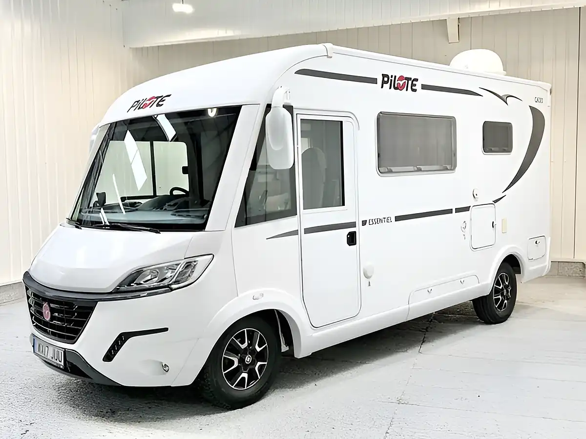 Used 2017 Fiat Pilote Essentiel G600L White - Interior and Exterior details 2