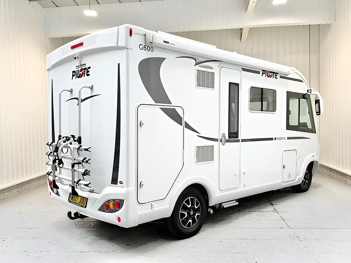 Used 2017 Fiat Pilote Essentiel G600L White - Interior and Exterior details 6