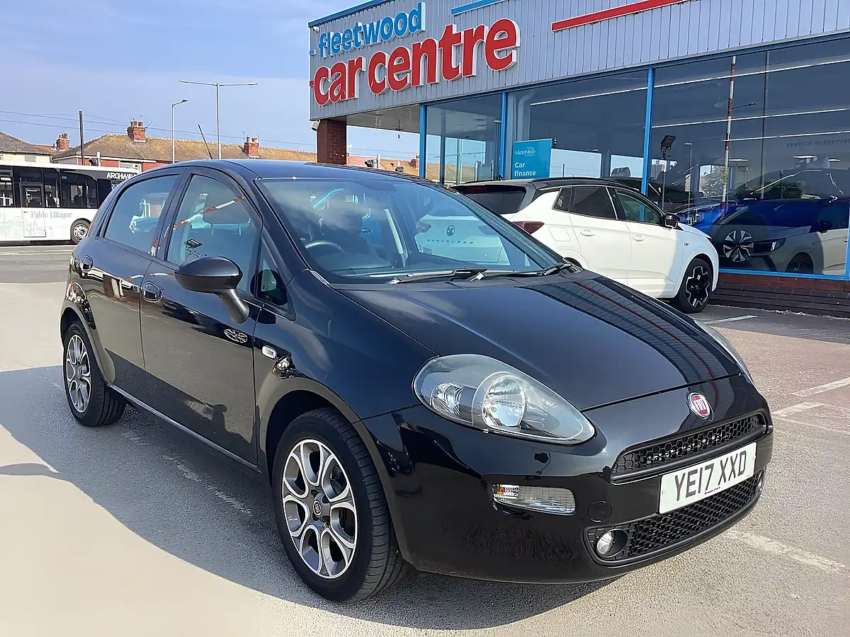 Used 2017 Fiat Punto Easy + Crossover Black - Front View