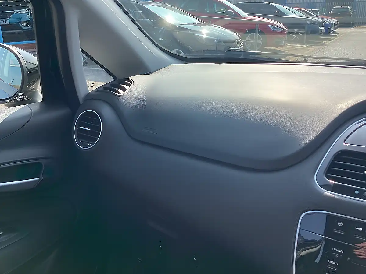Used 2017 Fiat Punto Easy + Crossover Black - Interior and Exterior details 12