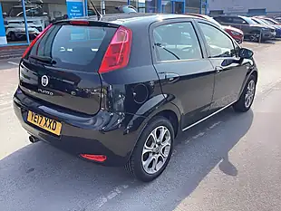 Used 2017 Fiat Punto Easy + Crossover Black - Interior and Exterior details 4