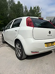 Used 2017 Fiat Punto Easy Plus White - Interior and Exterior details 2