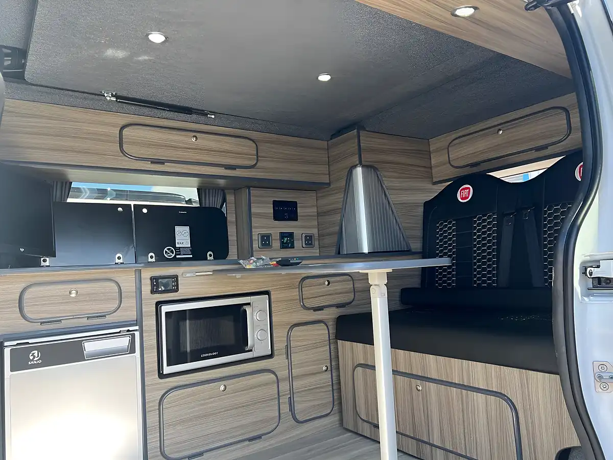 Used 2017 Fiat Talento Campervan White - Interior and Exterior details 12