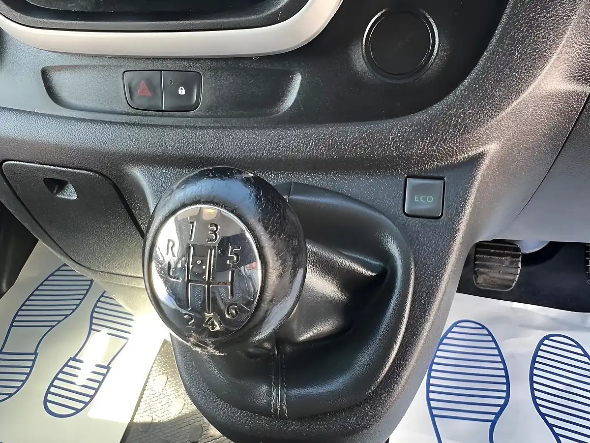 Used 2017 Fiat Talento Campervan White - Interior and Exterior details 19